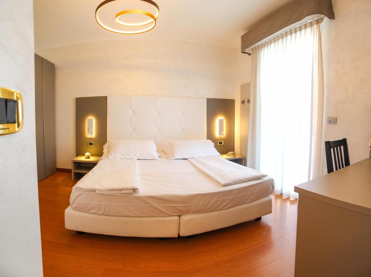 Grand Hotel Esplanada Bibione Exteriör bild