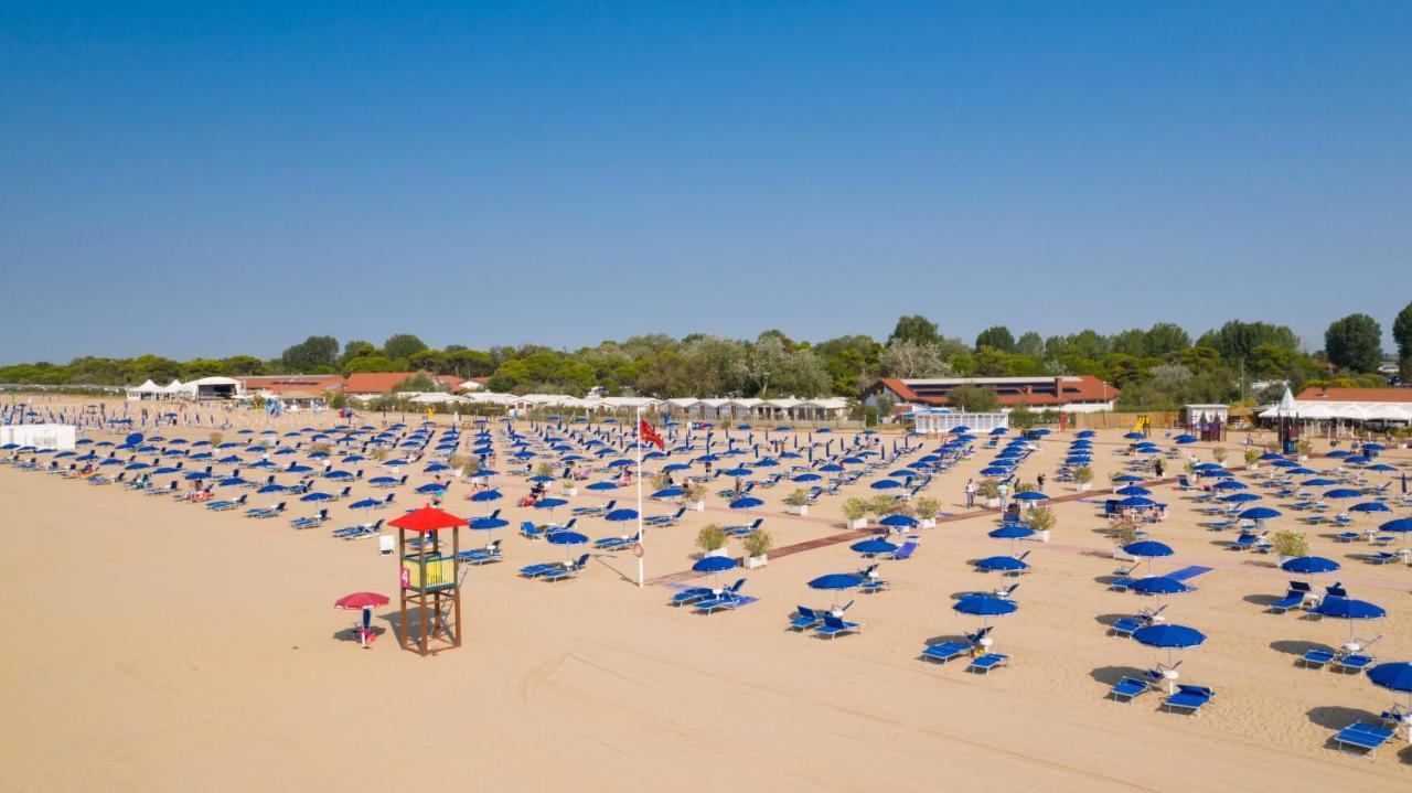 Grand Hotel Esplanada Bibione Exteriör bild