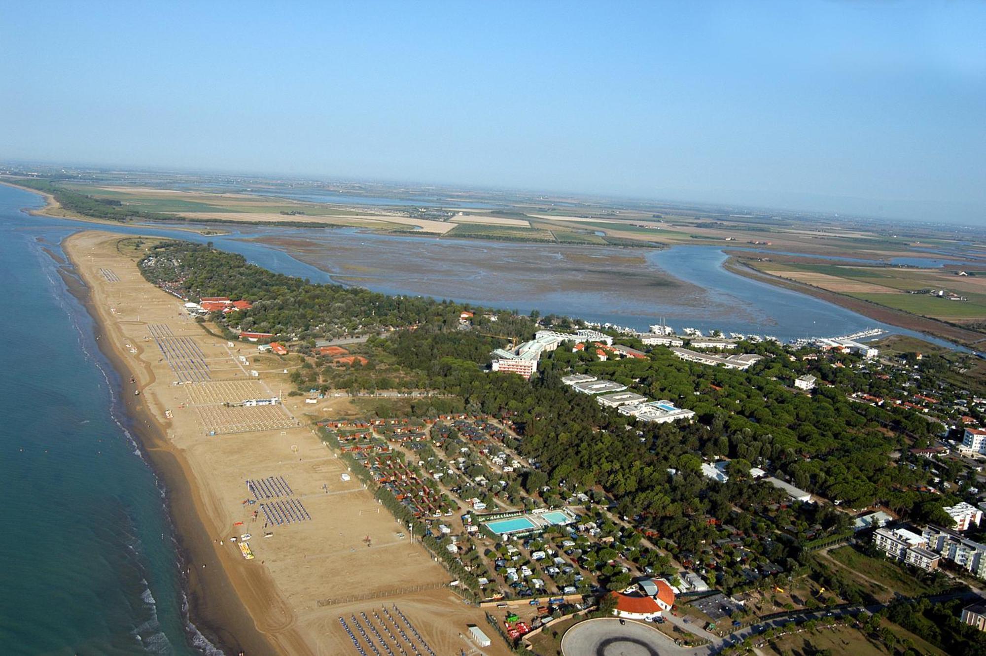 Grand Hotel Esplanada Bibione Exteriör bild
