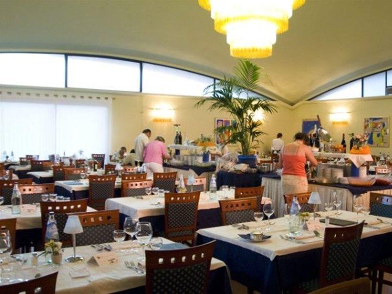 Grand Hotel Esplanada Bibione Exteriör bild