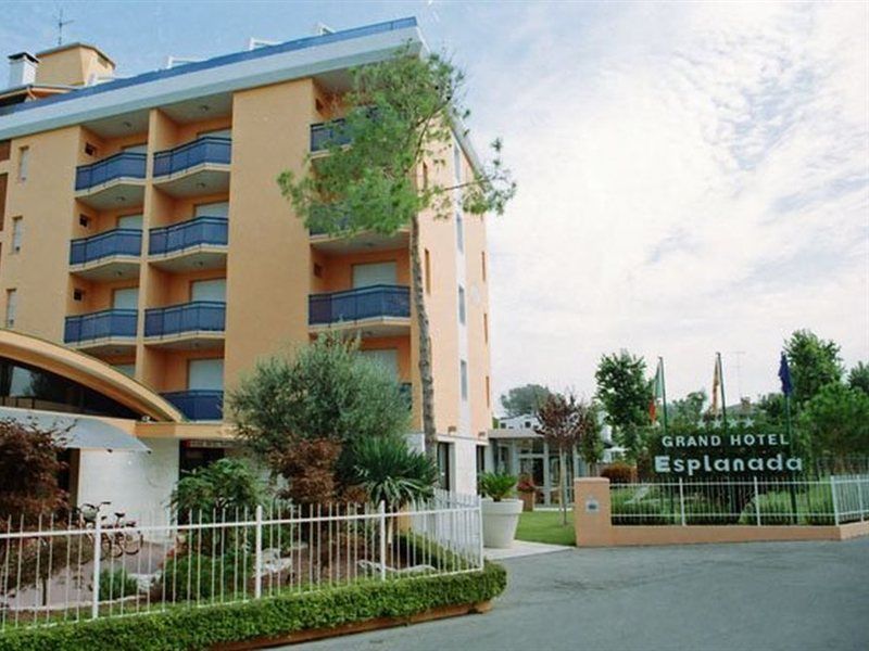 Grand Hotel Esplanada Bibione Exteriör bild
